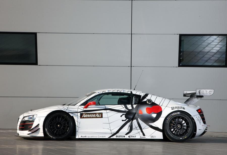  Audi R8 LMS 2009 года  (фото 9 из 37)